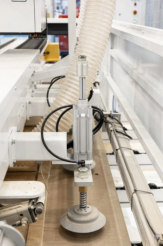  NCG3021L