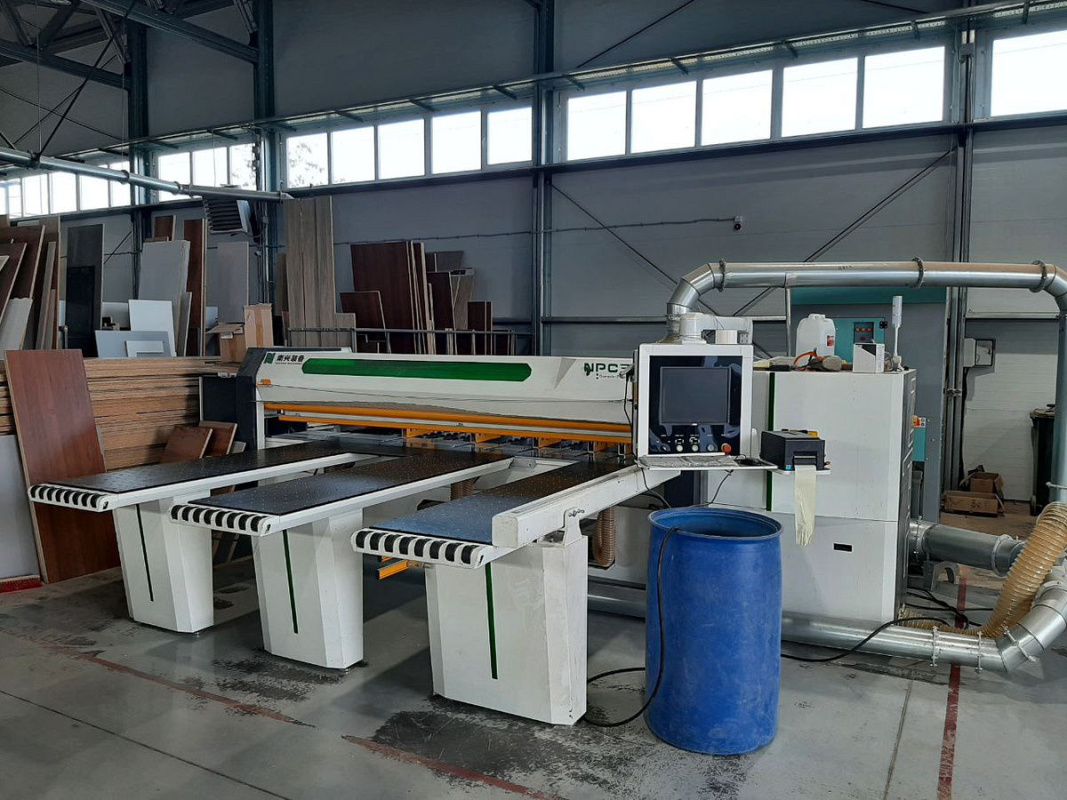 Форматно-раскроечный центр с ЧПУ Nanxing NPC 330