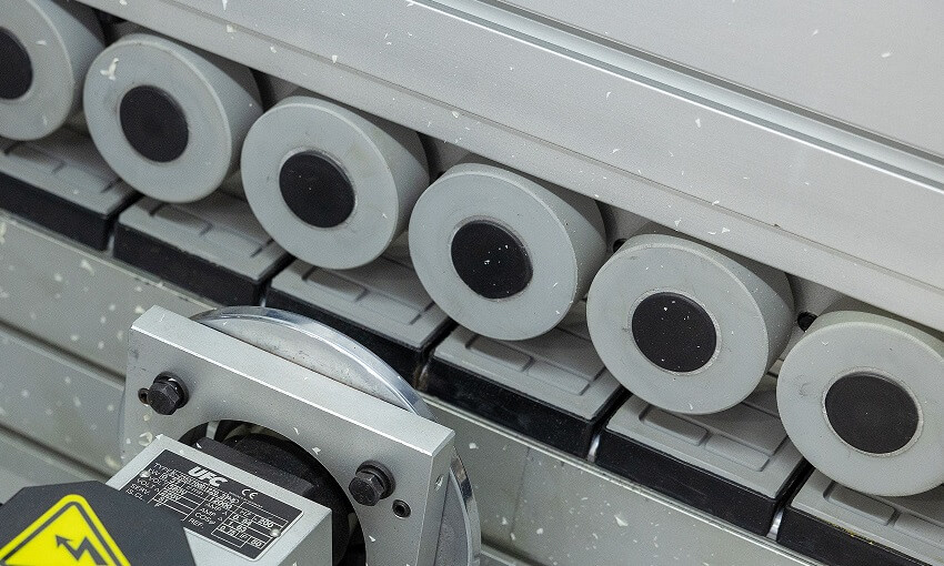  736 SERVO PUR M