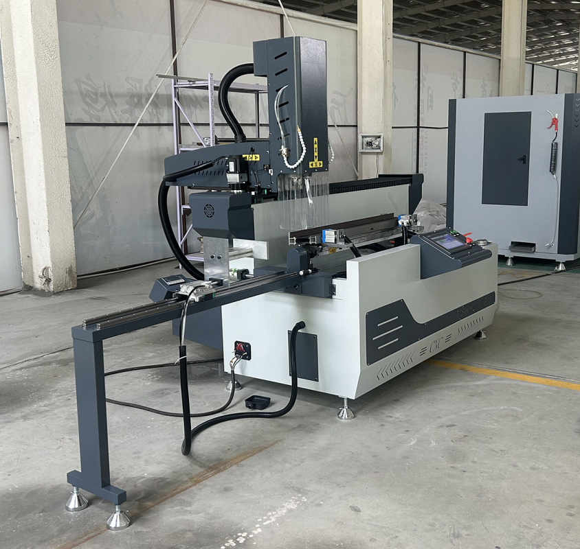  ALUMIL TM-800 2M A/B