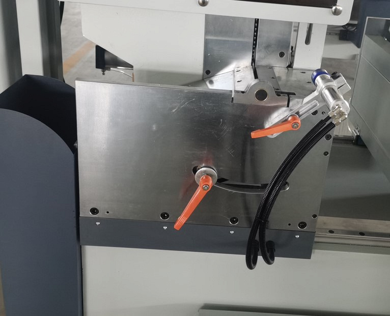  ЧПУ ALUCUT CNC 500 x 5000